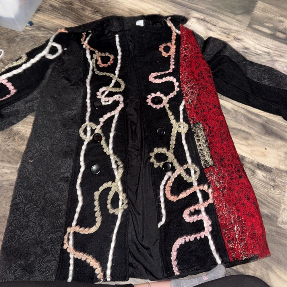 EMMA G Boutique Women's L Crazy print Button Up Coat Jacket Blazer Trendy!